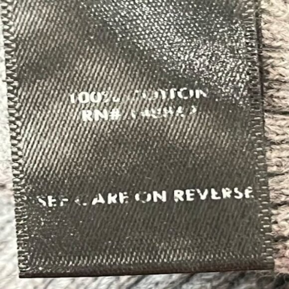 Torrid‎ Womens Plus Size Gray Sweater With Pink Stars - Picture 7 of 8